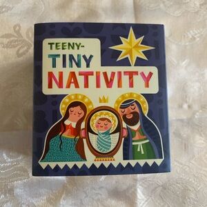 Running Press Nativity Set with Accessories